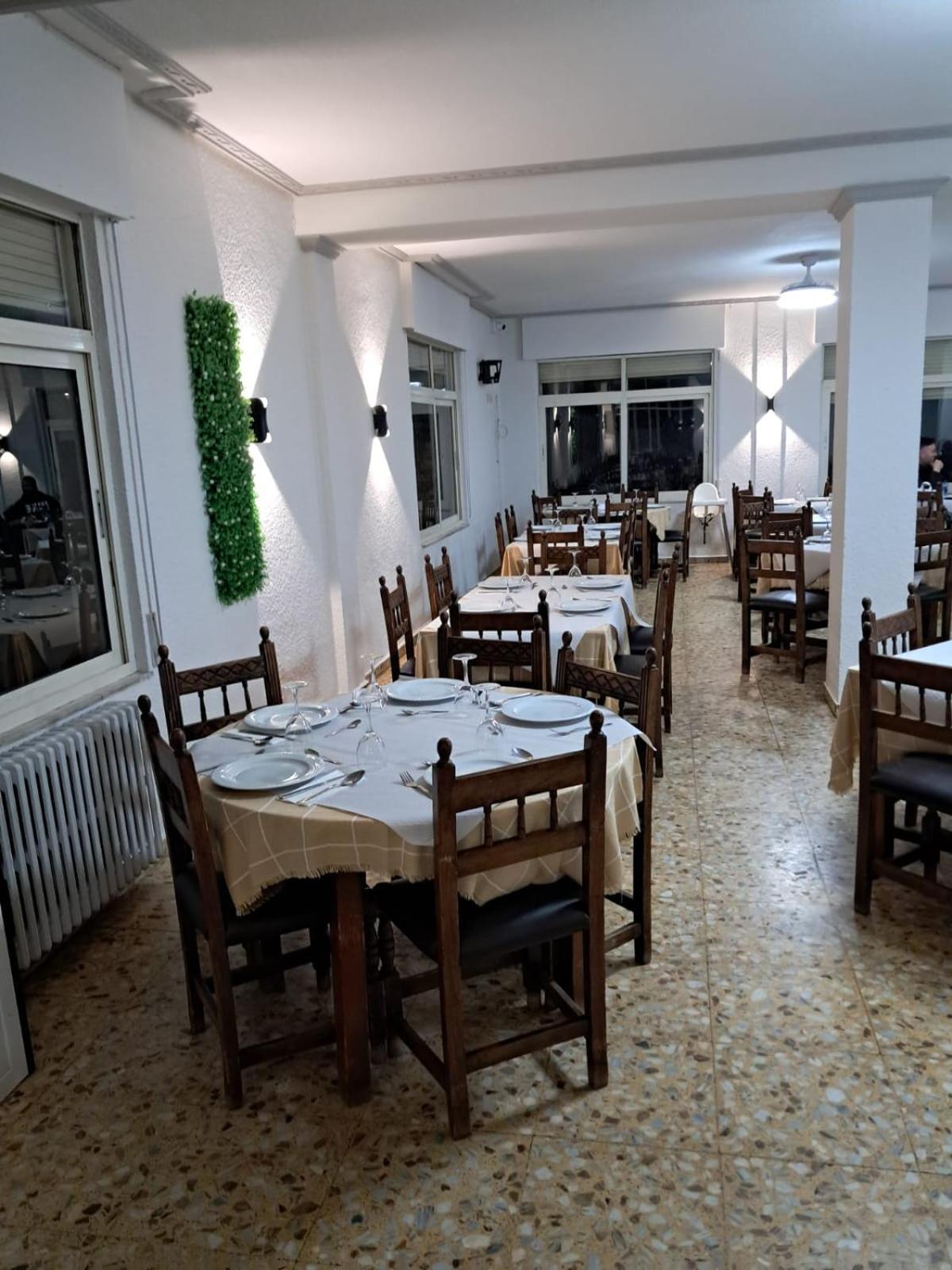 Hostal San Miguel Villalobar Экстерьер фото